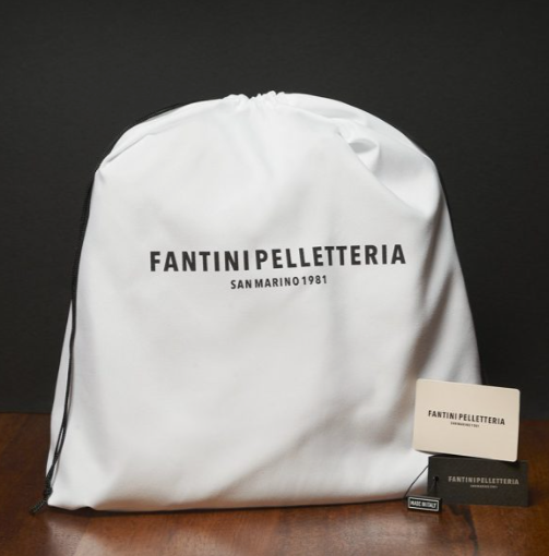 Borsa a tracolla in pelle color miele by Fantini